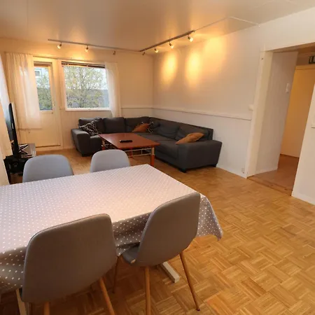 Close To City Center, 900 M, 2 Bedroom, 2Nd Floor Tromso Exterior photo