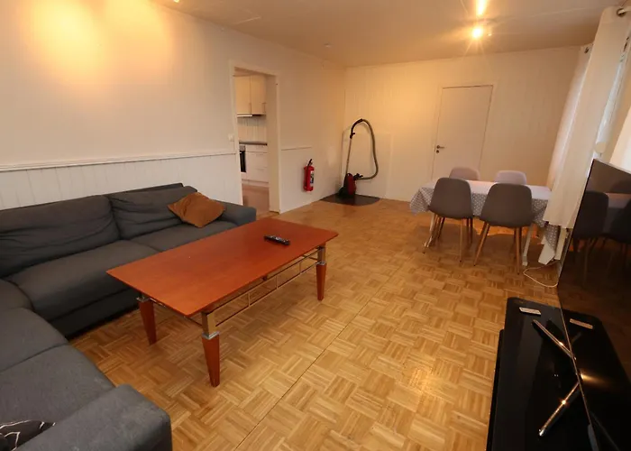 Close To City Center, 900 M, 2 Bedroom, 2Nd Floor