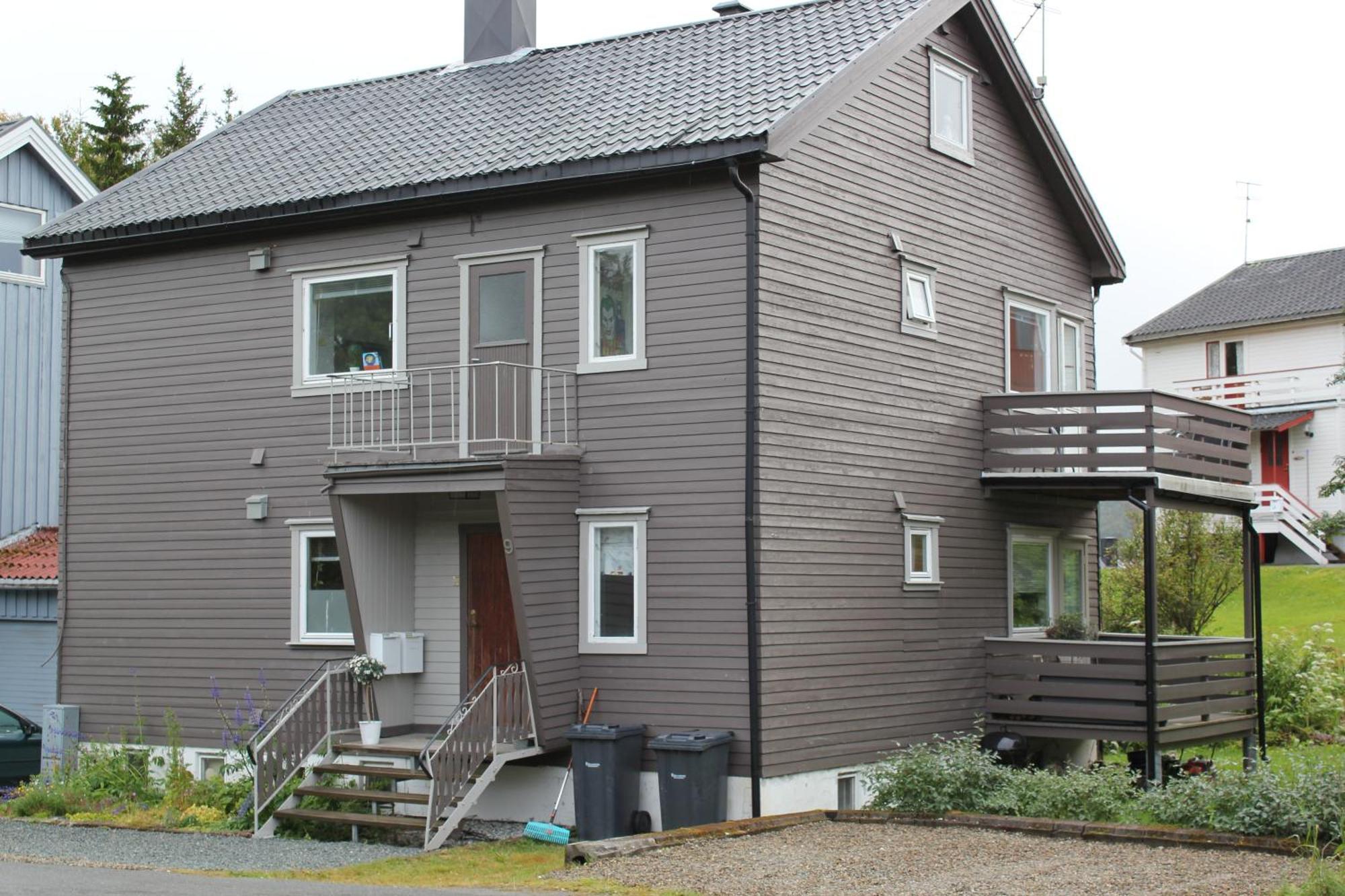 Close To Center, 900 M, 2 Bedrooms, 1st Floor *